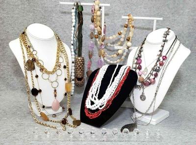 Dc017 costume gem and statement jewelry necklaces
