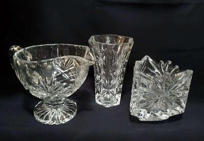 Dc024 crystal pitcher and 2 vases