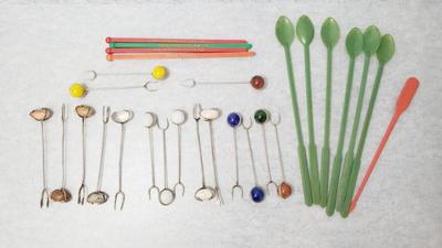 Md033 vintage swizzle sticks gem stone olive skewer forks