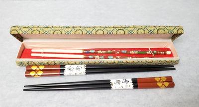 Md034 fancy chop sticks enameled bone, wood