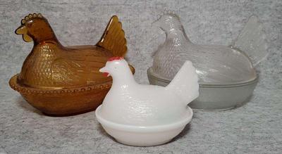 Ko008 3 vintage glass hen on nest dishes