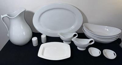 Porcelain For Entertaining * Serving Platter * Pitcher * 4 Serving Bowls * 2 Gravy Boats *

