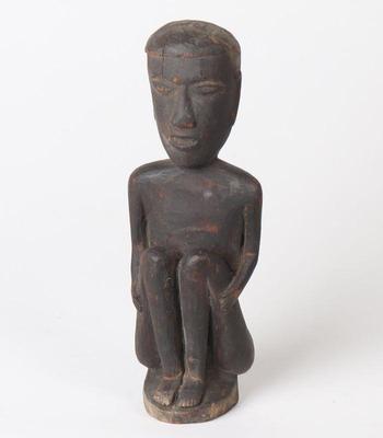 Lot 169 seated bulul wood carved statue