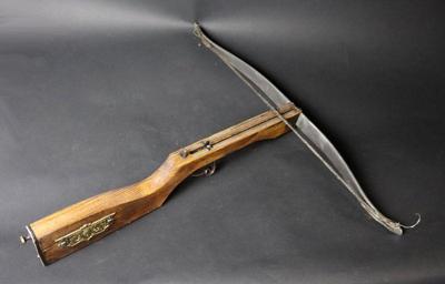 Lot 27 vintage european crossbow