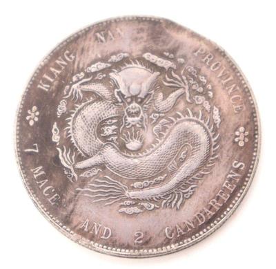 Lot 126 kiang nan chinese style coin