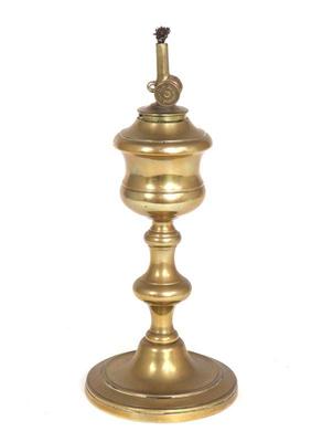 Lot 114 antique french oil lamp gardon brevete sgdg