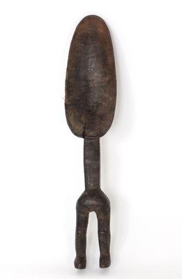 Lot 198 dan peoples ladle or wakemia spoon figure