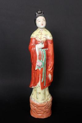 Lot 150 chinese porcelain figure of immortal he xian gu