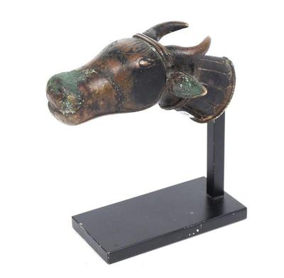 Lot 4 ancient bronze head of an ox finial iranian dynasties 300 900 ce