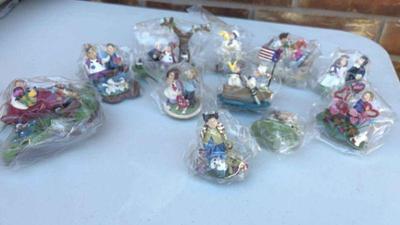 Coyne s & company’s the little street collection #4