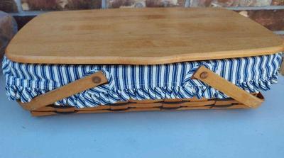 Medium classic longaberger gathering basket