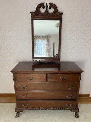 Mahogany Dresser With Mirror