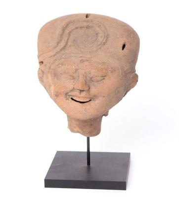 Lot 318 vera cruz smiling pottery sonriente head 600 800 ad