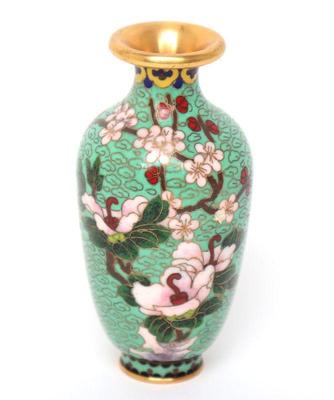 Lot 512 chinese miniature cloisonne vase