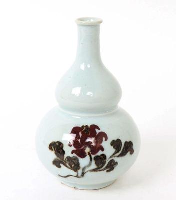 Lot 538 beautiful korean double gourd vase chrysanthemum
