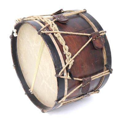 Lot 352 us american civil war drum