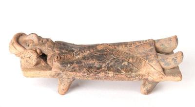 Lot 300 colima bed figure 100 bce 250 ce
