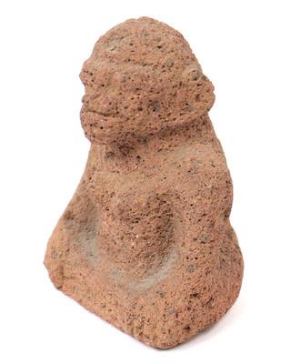 Lot 324 costa rican seated stone sukia