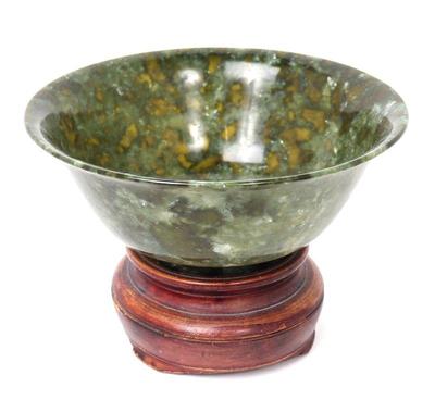 Lot 506 lovely chinese spinach jade bowl with stand