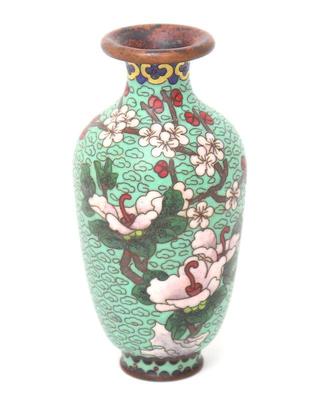 Lot 513 chinese miniature cloisonne vase