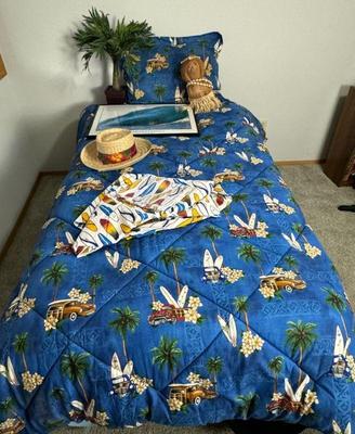 Hawaiian Themed Decor including Twin Tommy Bahama Style Comforter * Aloha Surf Board Sheets
