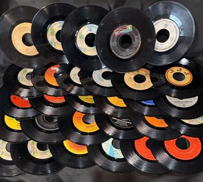 Vinyl 45 Record * 29 Record Variety * Elton John * Shaun Cassidy * Rod Stewart * Boston

