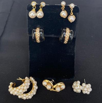 Vintage SAL Swarovski Crystal Black Enamel Earrings * Pearly Bead Pierced Earrings
