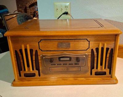 Old Fashioned Looking Compact Disc/ Phonogragh Player
