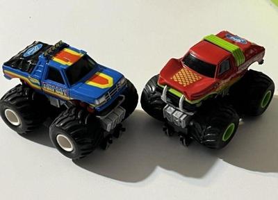 SLOT CARS