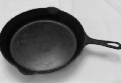 Griswold cast iron skillet