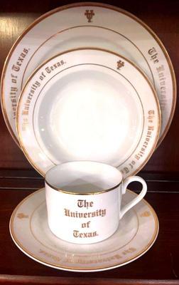 University of texas austin china place setting