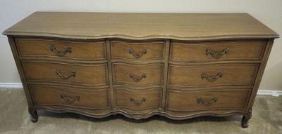 Vintage drexel french provincial 9 drawer dresser