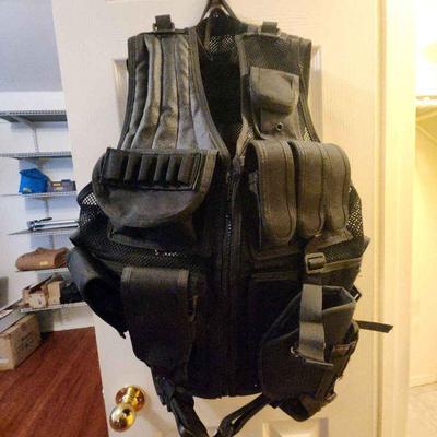Tactical vest