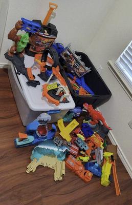 Mostly hot wheels mystery lot