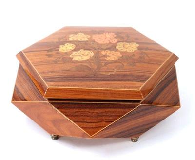 Lot 165 swiss burled lacquered wood music box