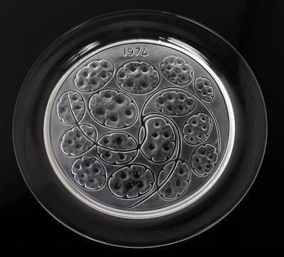 Lot 171 beautiful original signed lalique crystal plate 1974