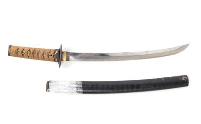 Lot 49 japanese wakizashi sword w scabbard koto period 900ce 1596ce