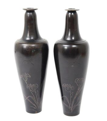 Lot 290 two lovely japanese bronze vases