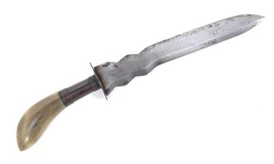 Lot 73 moro or sulu gunong w green horn handle
