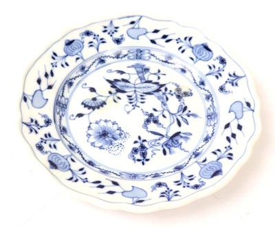 Lot 327 meissen blue white painted porcelain plate