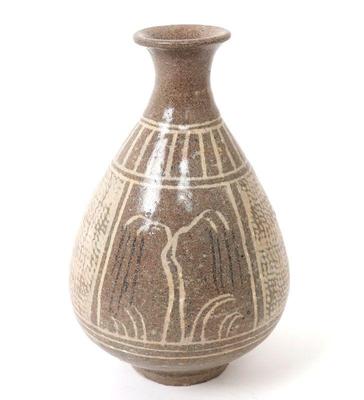 Lot 294 fine korean joseon dynasty style vase