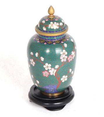 Lot 270 chinese green cloisonne ginger jar