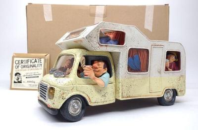 Guillermo Forchino The Camper Sculpture / Statue