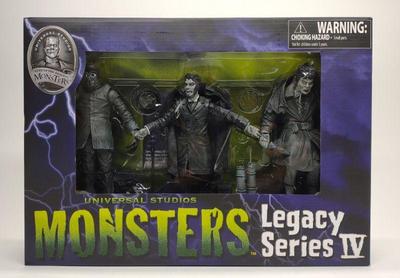 Universal Studios Monsters Action Figure Set 4