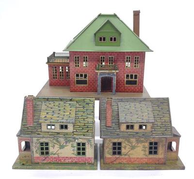 3 Prewar Lionel Tin Litho Houses #184 & #191