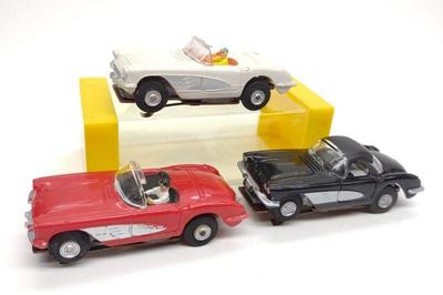 3 Aurora Corvette Vibrator Convertible Slot Cars