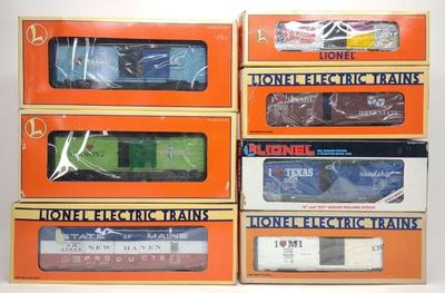 7 Lionel States Box Car Toy Trains w/ Boxes