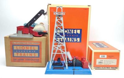 3 Lionel Toy Railroad Oil & Coal Accessories