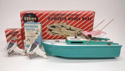 Vintage Japan Battery Op Boat w/ 2 Outboard Motors