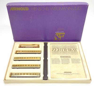 Arnold 0173 Henschel-Wegman Gold Plated Train Set